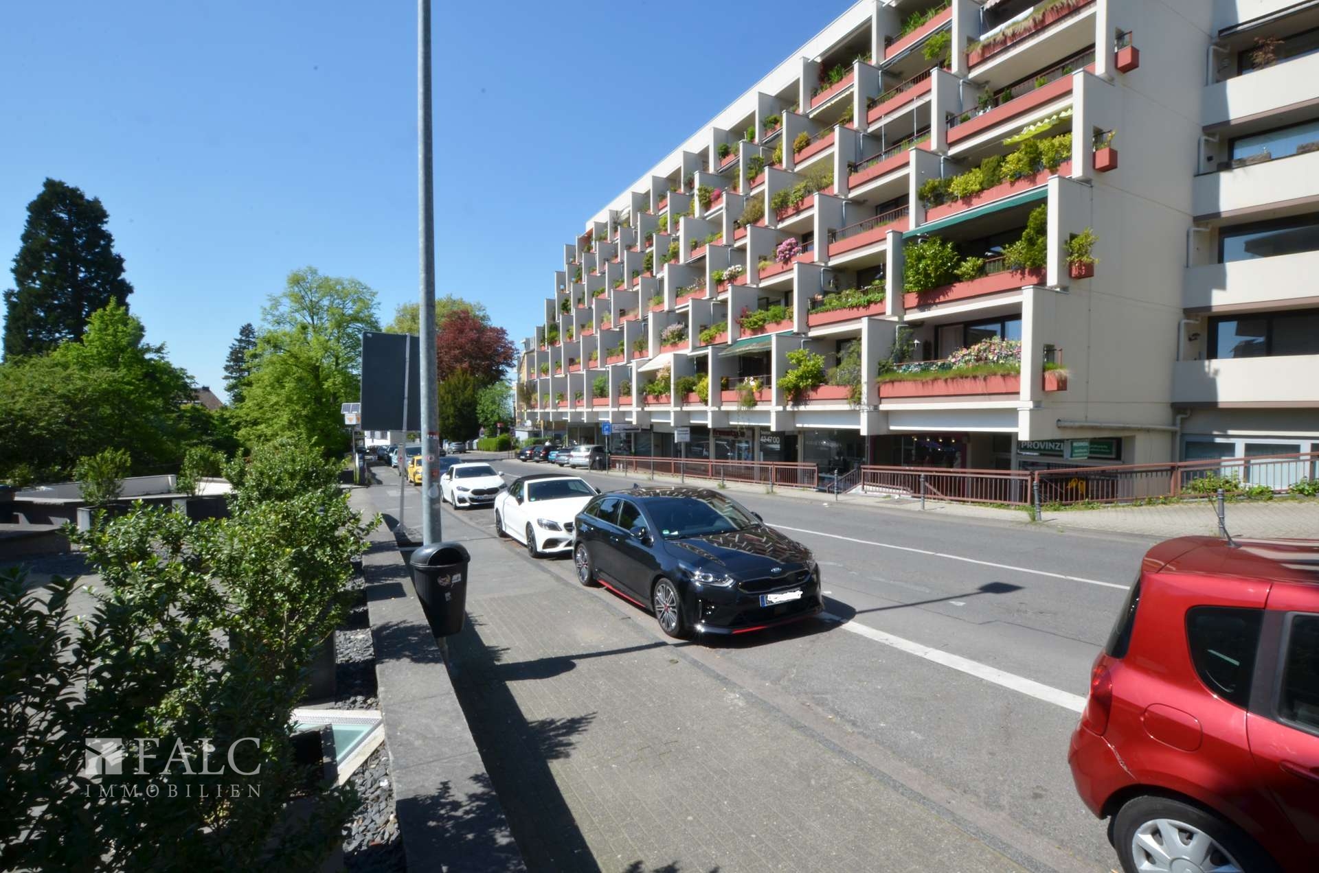 Zufahrt zur Schloßstraße